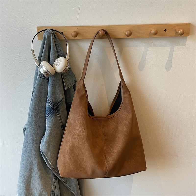 

Модная повседневная сумка с индивидуальностью, зимняя новая женская сумка, трендовая текстура, большая вместимость, сумка через плечо