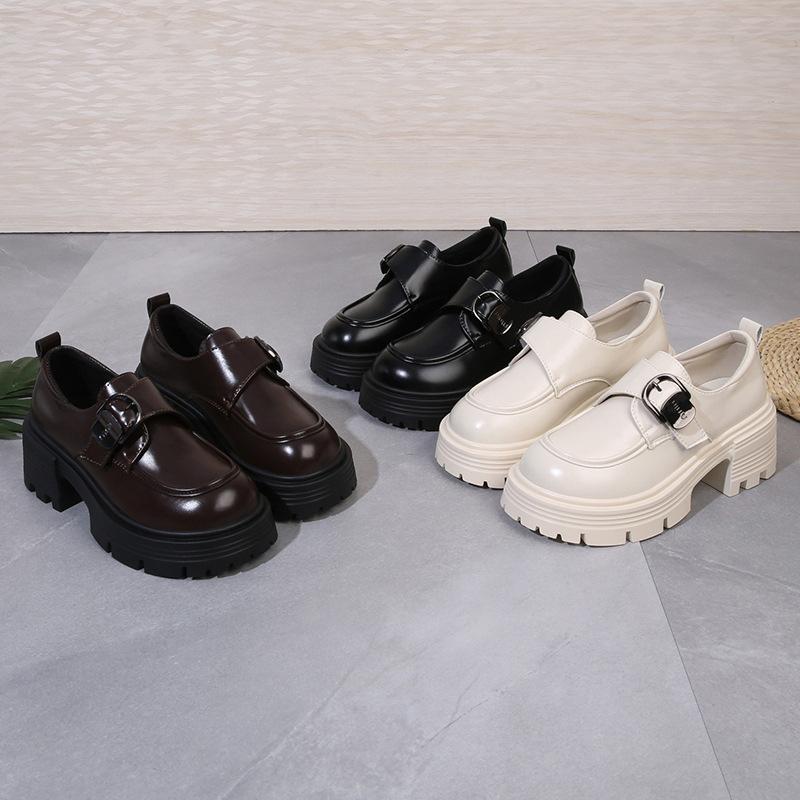 British style platform loafers women's new popular summer and autumn black height-increasing single shoes in 2025, one pedal small leather shoes
