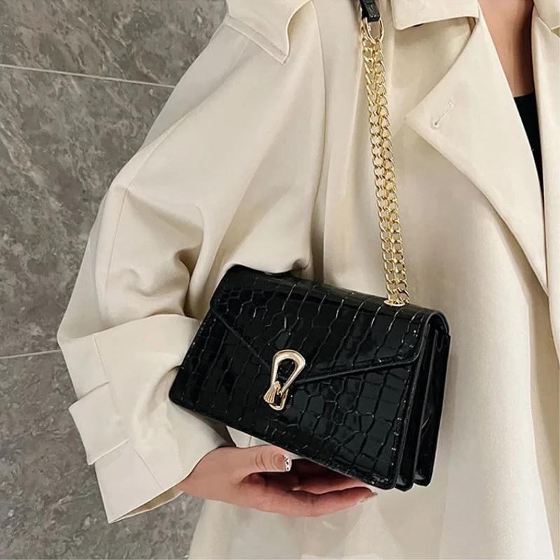 Women's PU Leather Square Bag Purse with Crocodile Pattern Crossbody Handbag Daily Phone Clutch Shoulder Bag for Ladies