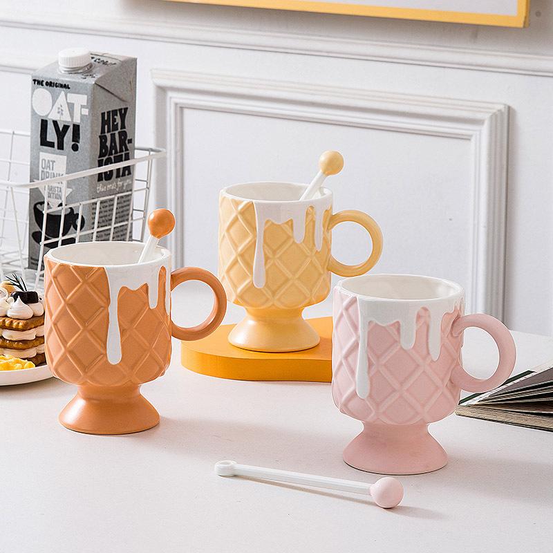Cream Wind Tall Biscuits Ceramic Mug High Value with Stirring Spoon Coffee Cup Restaurant Household Drinking Cup