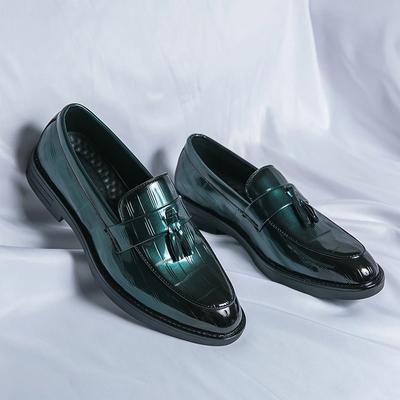 Men Shoes Green Black Loafers Men PU Embossed Pattern Tassel Decoration Round Toe Business Formal Shoes Large Sizes 38-46