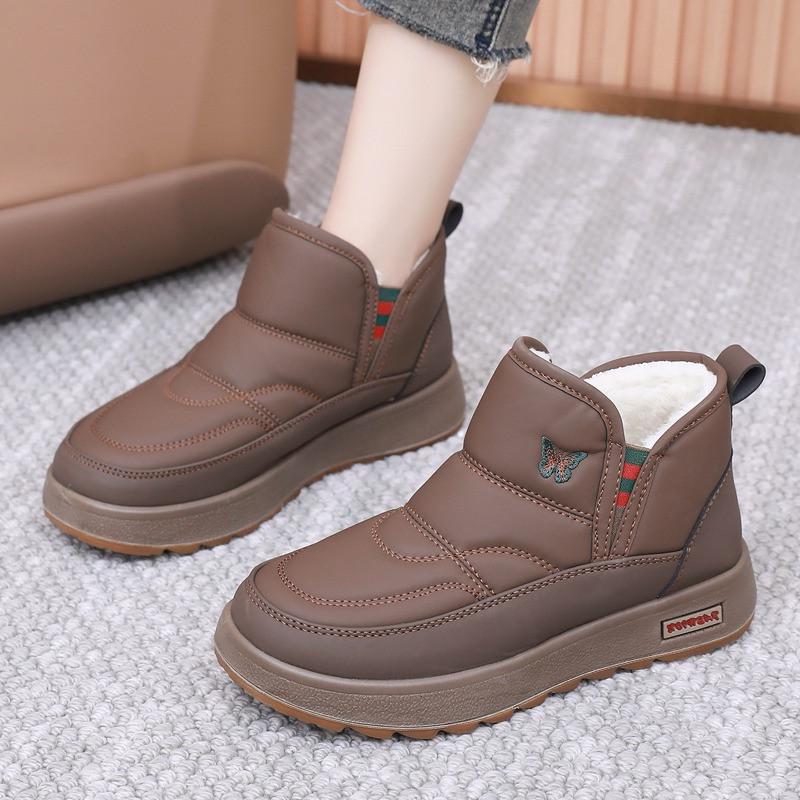 2025 Women's Old Beijing Thick Sole Snow Boots - Slip-on Cotton Shoes with Plus Velvet for Winter Warmth