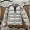Herren Steppjacke mit abnehmbarer Kapuze und versteckten seitlichen Reißverschlusstaschen Streetwear-Stil