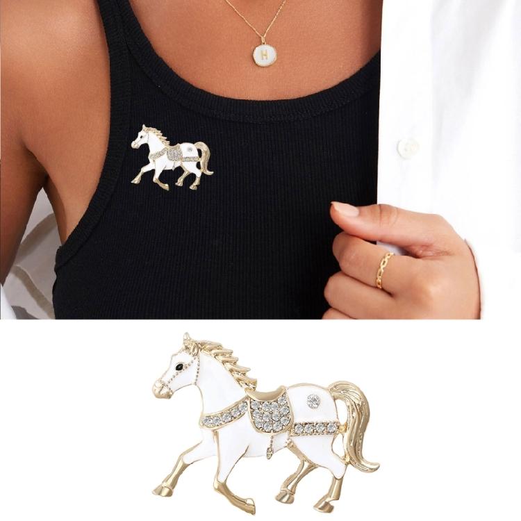 Sturdy Alloy Horse Pin Versatile Accessory for Scarf or Bag Embellishment