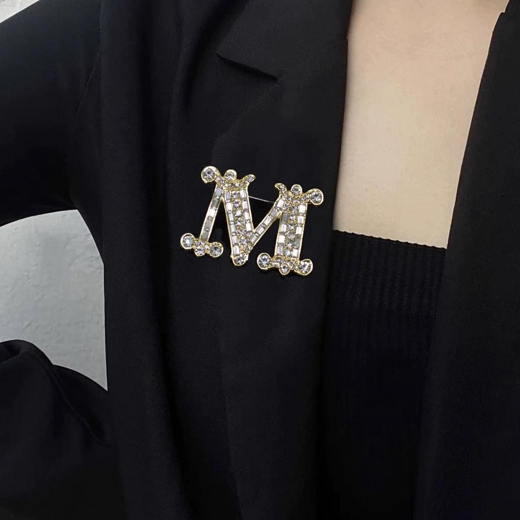 Versatile Letter M Brooch with Rhinestones for Suit Jacket, Fashion Pin