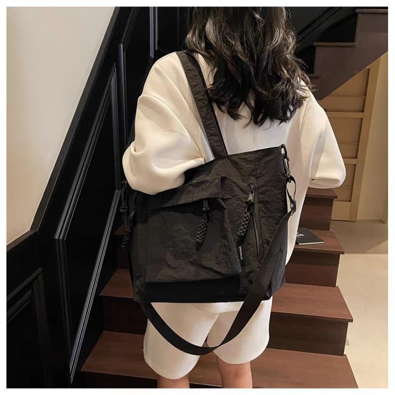 

Korean Casual Canvas Bag Female Student Class Tote Large Capacity Commuting All-matching Cross-body 38x14x28 чорний