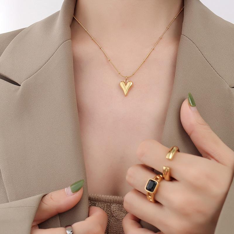 

Длинное ожерелье с подвеской «Temperament Wind Love» из титановой стали с покрытием из настоящего золота 18 карат, ключичная цепочка P575