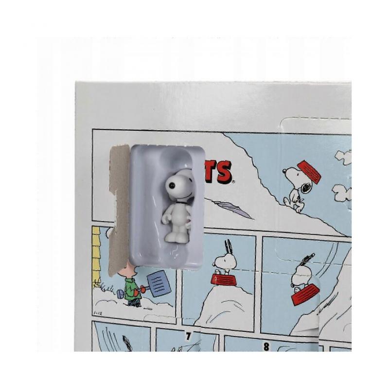Advent Calendar Whth Peanuts + 24 Days Of Gifts 5cm Scale Figure, Snoopy