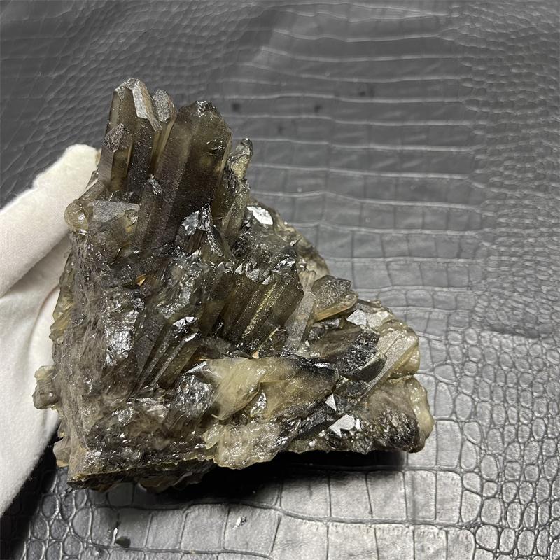 1.8kg Natural Smoky Black Quartz Crystal Cluster Point Mineral Specimen Reiki Healing Home Office Decoration Meditation