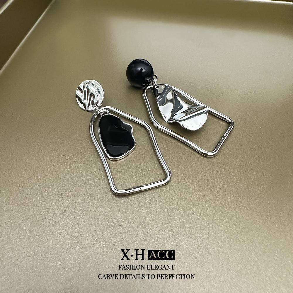 Elegant Gold-Plated Black Zircon Stud Earrings - Niche Design for a Luxurious Fashion Statement
