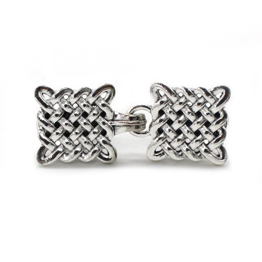 Vintage Double Buckle Sweater Clip - Fashion Hollowed Waist & Scarf Accessory for Women