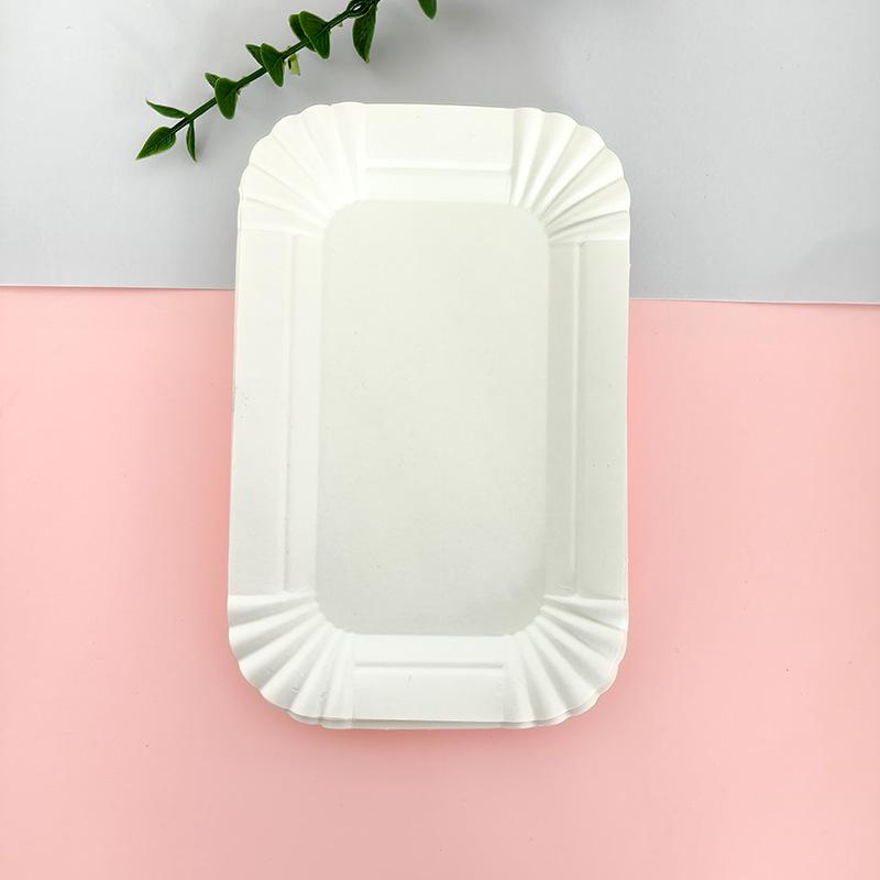 Thickened Rectangular Disposable Paper Plates for Birthday Cakes & Events