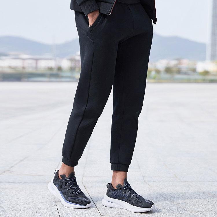 Li Ning Logo Zipper Pocket Sweatpants Men Pants Black AKLR101-1