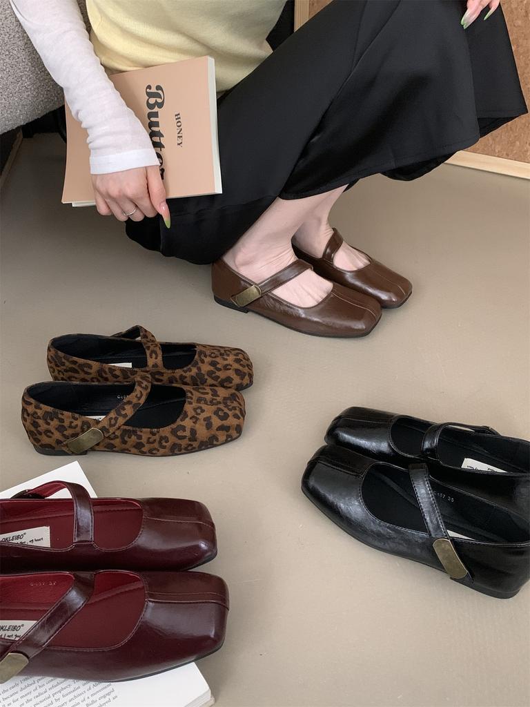 Retro Style Square Head Light Mouth Single Shoes Women's Middle Heel Spring and Autumn New French Evening Commute Leopard Print Mary Jane Small