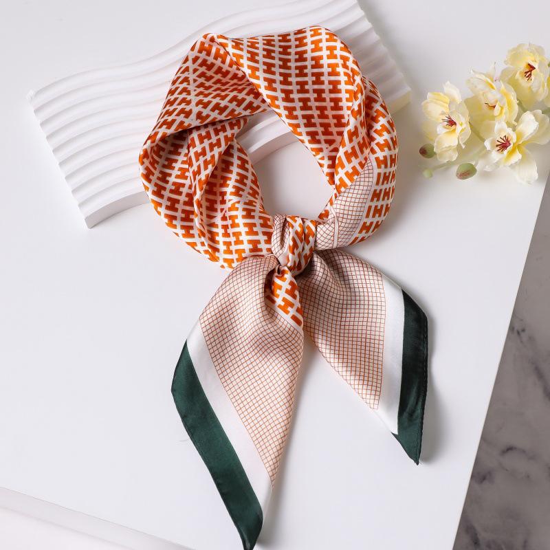 70cm Vintage Korean Style Silk Scarf: Versatile Faux Silk Neckerchief with Vintage Print for Women
