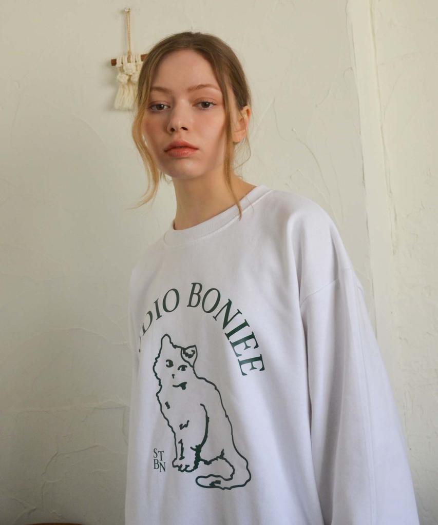 BONIEE [Fleece Lined] Cat Symbol Cat Logo Graphic Oversized Sweatshirt White