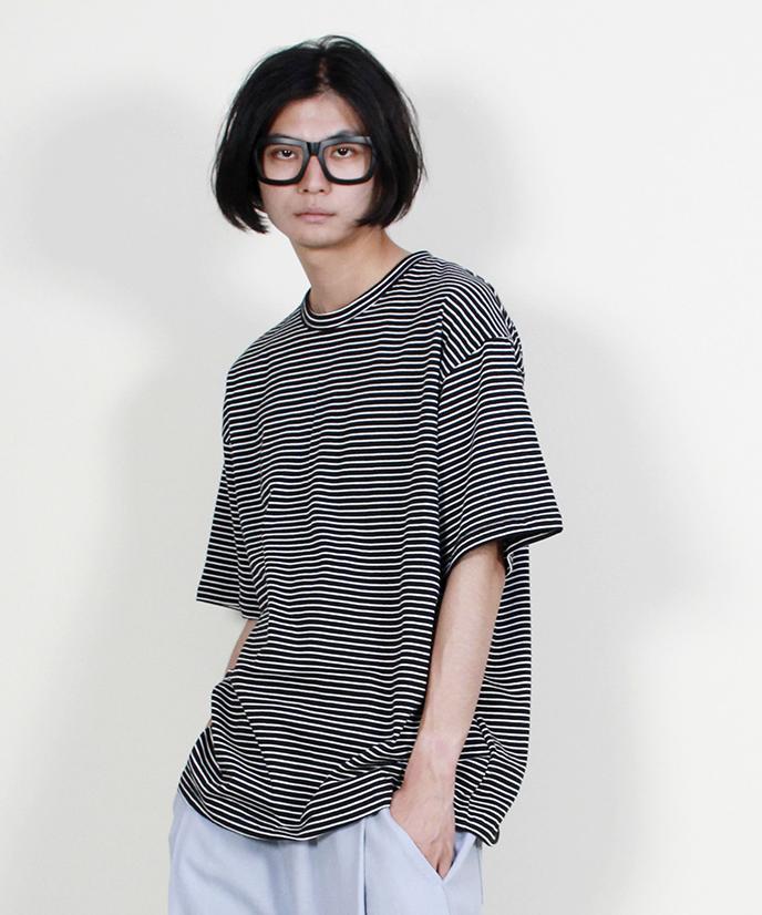 Deumakeu Oversized Short Sleeve T-Shirt Pinstripe Black