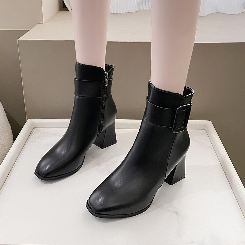 2024 Autumn and Winter New Korean Version Thick Heel Pointed Foreign Trade Spot Fashion Casual Side Zipper Thin Fashion Women's Boots Tide