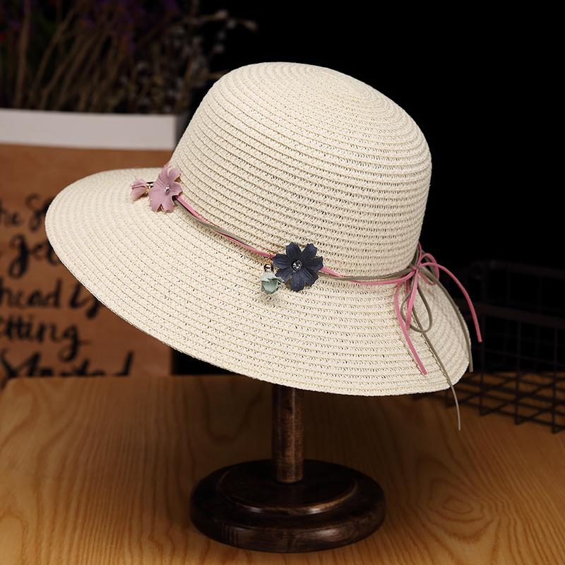 Women's Foldable Summer Beach Hat - Large Brim, Anti-UV, Floral Straw Sun Protection Hat