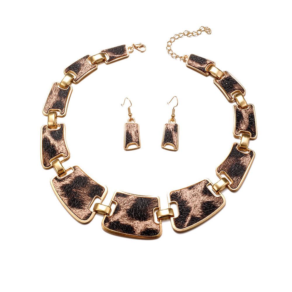 Retro Leopard Print Necklace & Earrings Set: Exaggerated European-American Style with Korean Influence