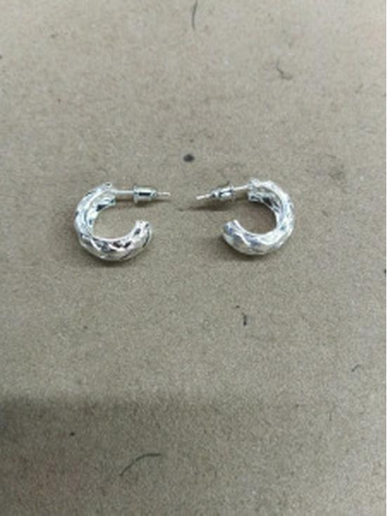 

Silver Needle Textured C-Shaped Stud Earrings - Elegant, Simple Ear Jewelry Design