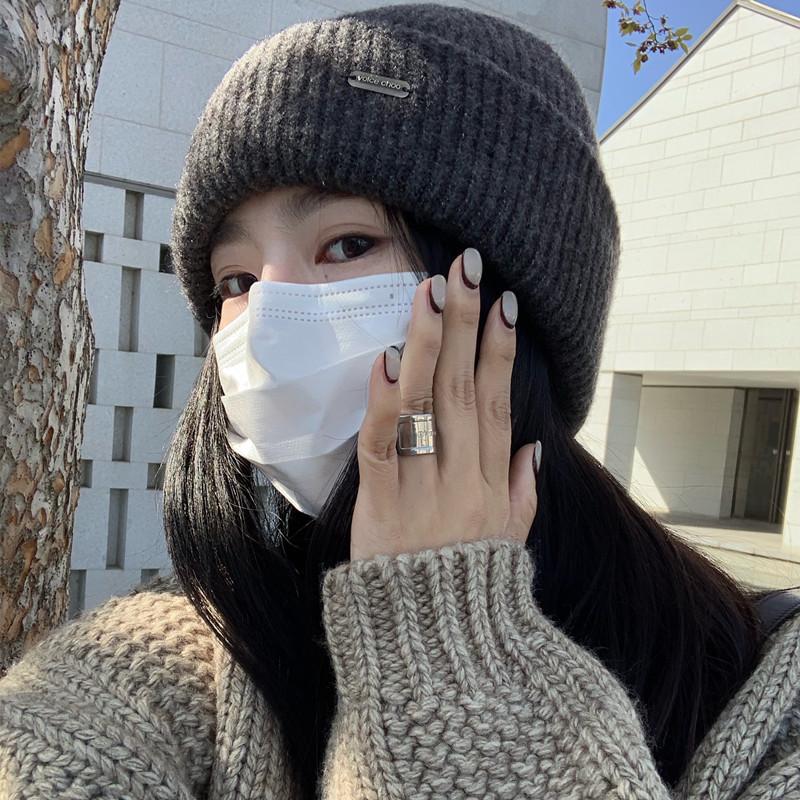 Contains wool Korean version ins simple wool hat women's new small face warm ear protection knitted hat couple