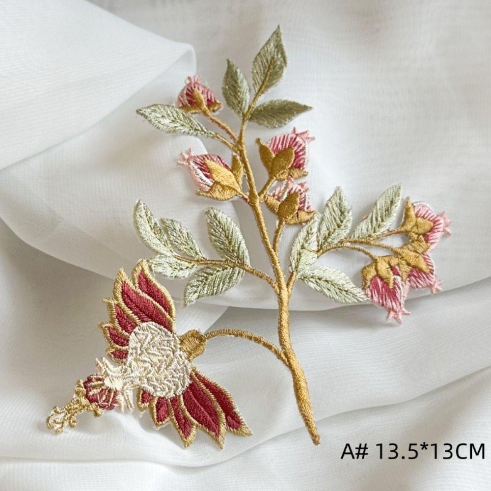 Elegant Iron-On Patches Stylish Floral Patches Decorative Embroidery Appliques  Clothing Decoration