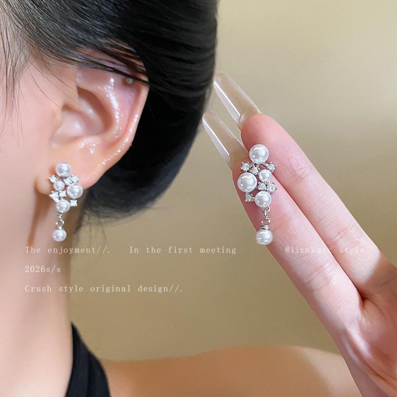 Sterling Silver Needle Diamond Pearl Earrings Women's High-end Earrings Irregular Personality Temperament Niche Celebrity Earrings