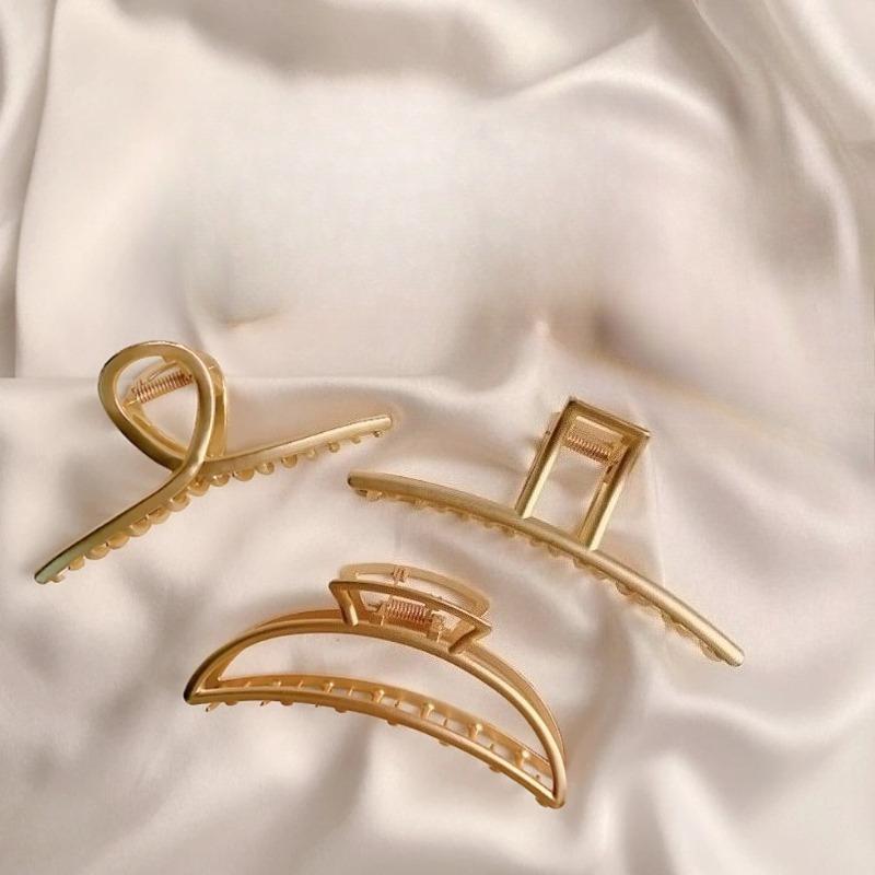 Golden Hollow Geometric Hair Clips, Metal Hair Claws, Cross Hair Clips, Hair Bands, High-end Shark Clips for Women's Hair
