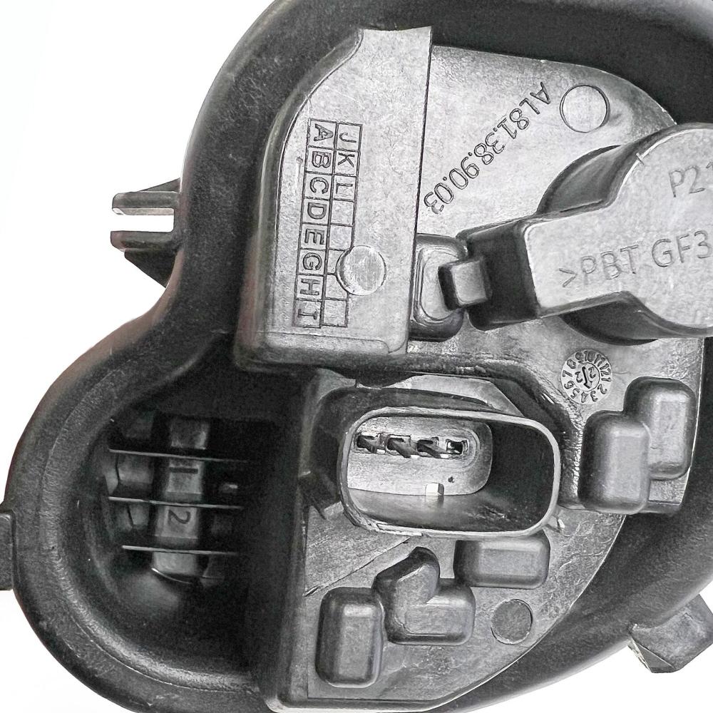 Car Tail Light Bulb Holder & Repair Plug For Vauxhall Astra 2016+ 39001577 39001578 Car Lights Accessories Left Right Side