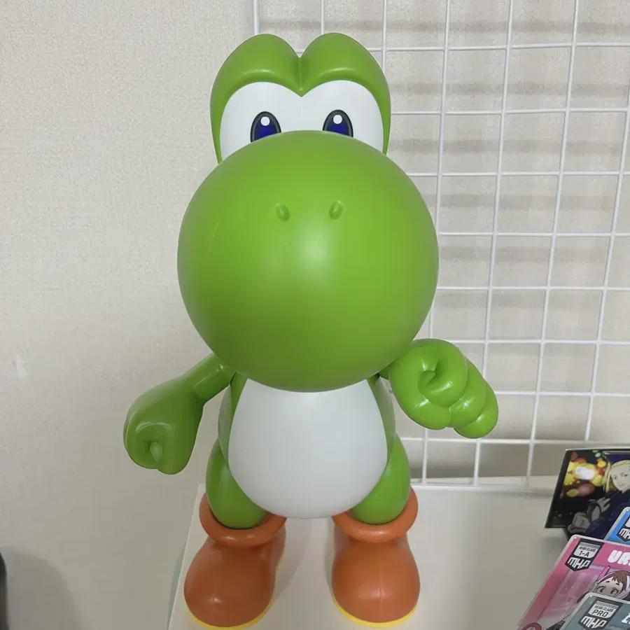 

Brand New/taito Yoshi Big Action Figure