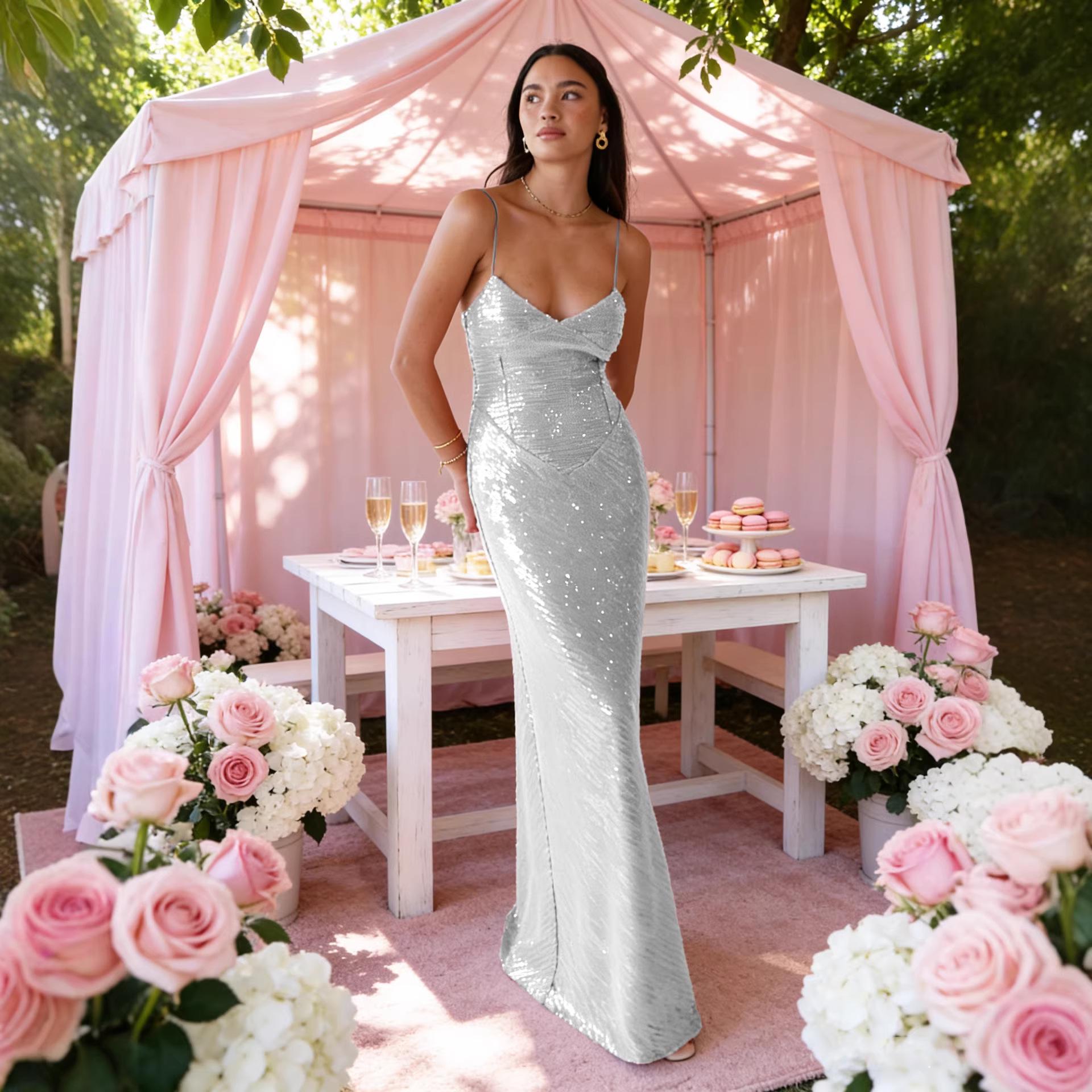 Slim Sequin Spaghetti Strap Backless Evening Gown Small серебряный