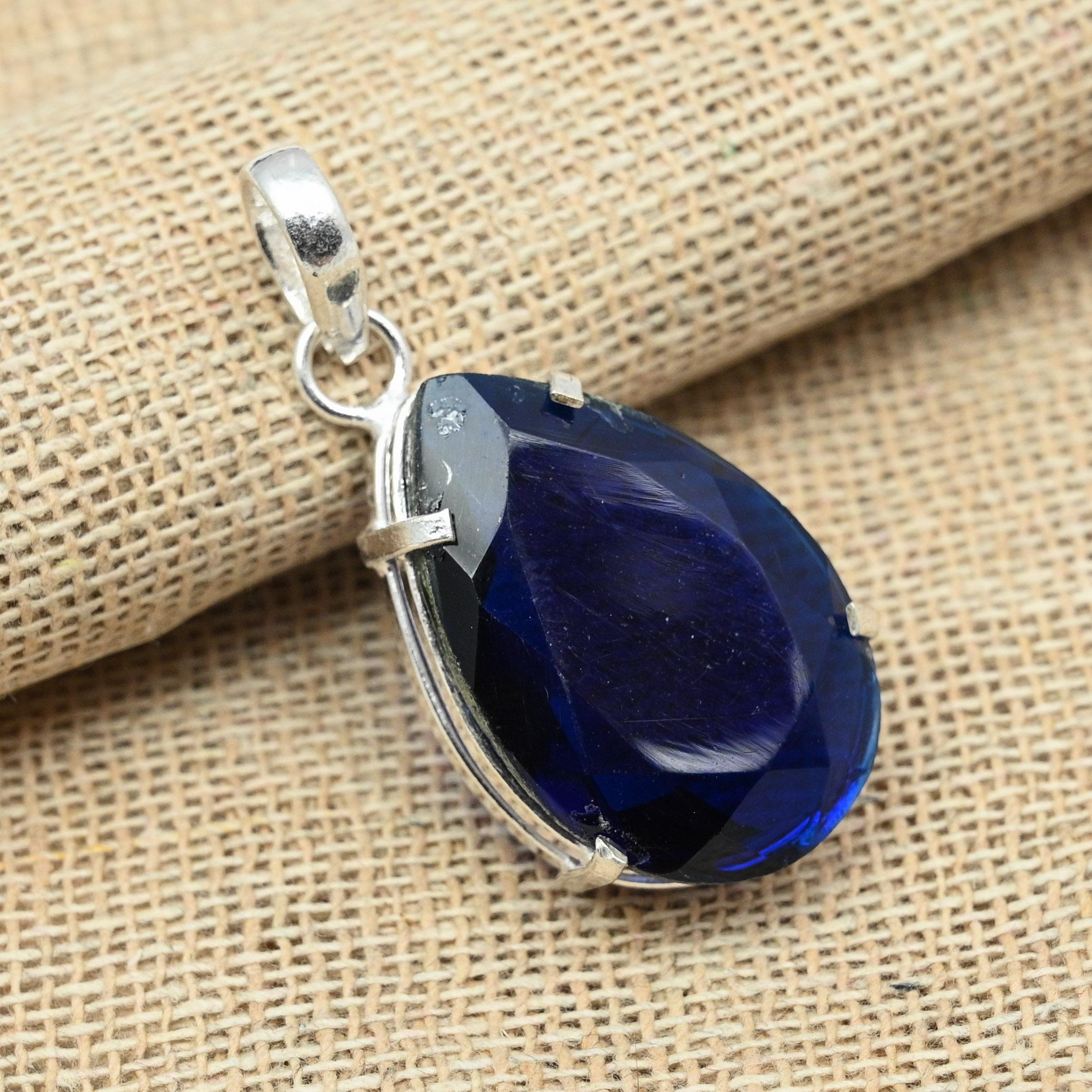 

Ограненный синий сапфировый драгоценный камень, созданный в лаборатории, ювелирные изделия из стерлингового серебра 925 пробы, подвеска ручной работы 1.77 Inches синий