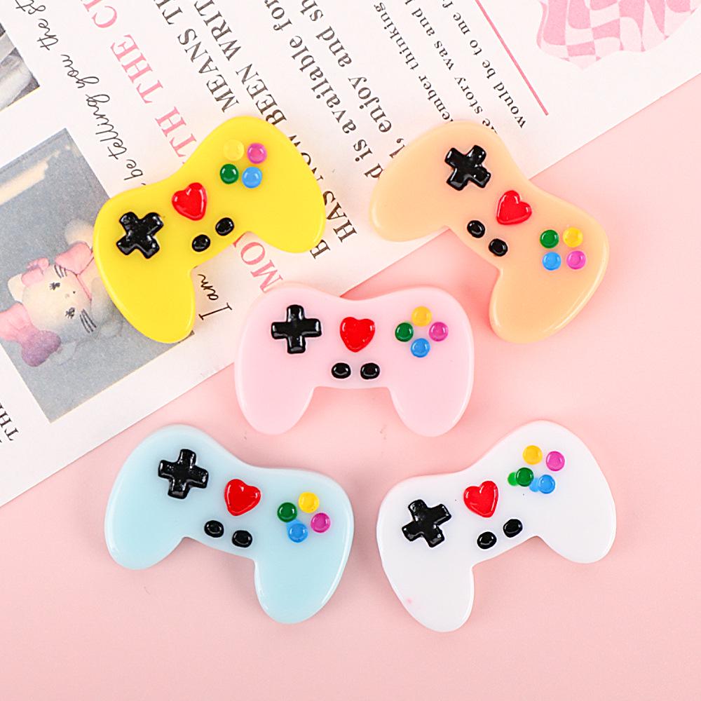 Creative Resin Game Controller Keychain Pendant for DIY Phone Cases
