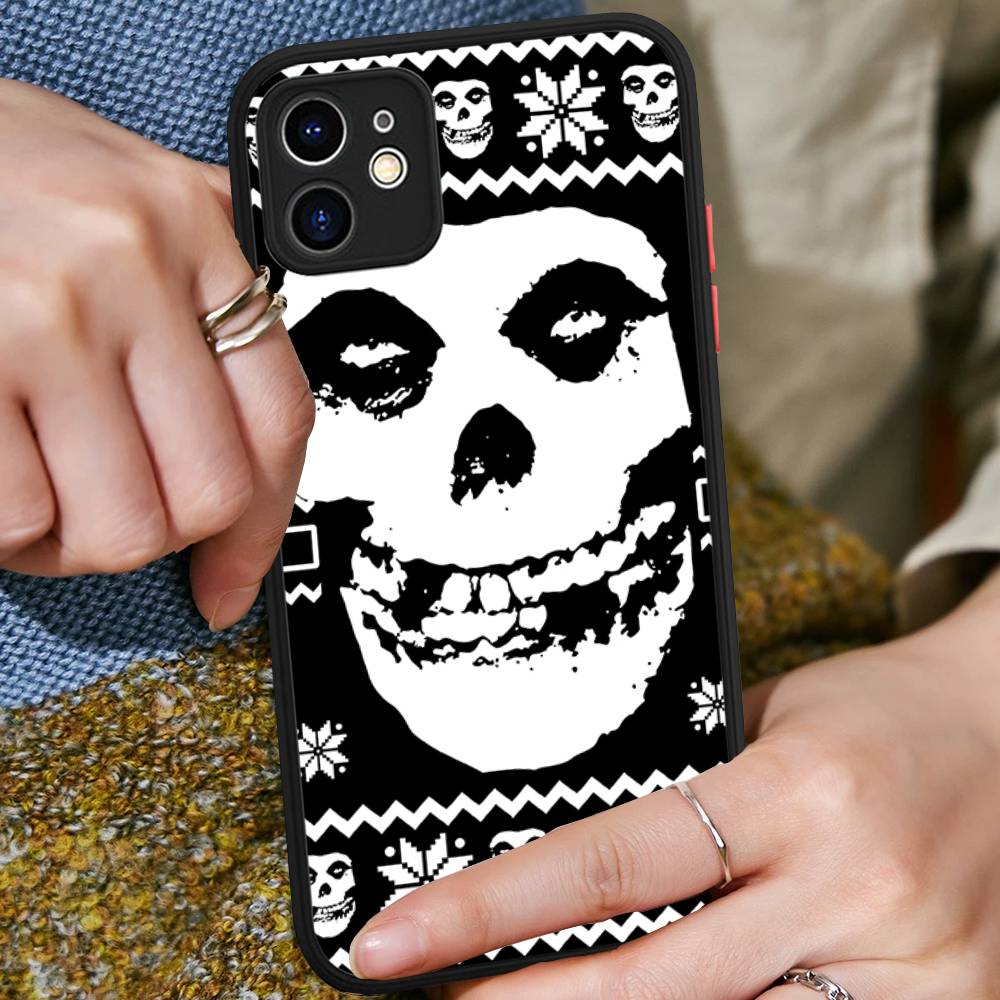 

The Misfits Glenn Danzig Matte Silicone Phone Cases For IPhone 16 13 15 12 11 Pro Max Plus For IPhone 14 15 Pro iphone X