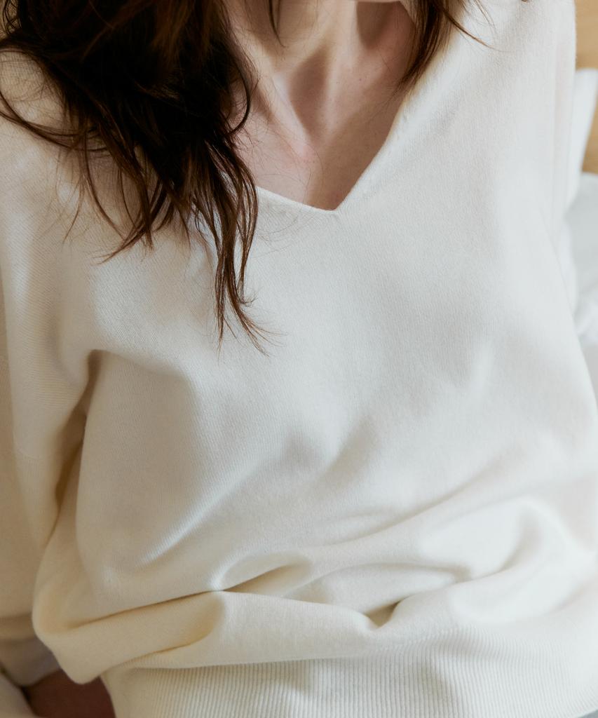 Deolil Merino Wool V-Neck Knit_Ivory