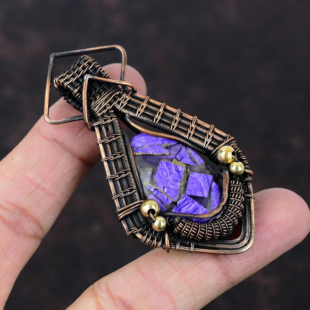 Kupfer Charoit Anhänger Kupferdraht umwickelter Anhänger Handgefertigter Schmuck Brandneuer Anhänger Edelsteinanhänger Kupferdrahtschmuck Jubiläumsgeschenk