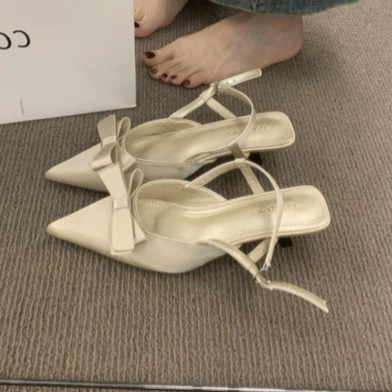 2026 Scarpe Singole con Fiocco Delicato in Raso di Seta da Donna Borsa a Tracolla Posteriore Sandali con Temperamento Bellissimo