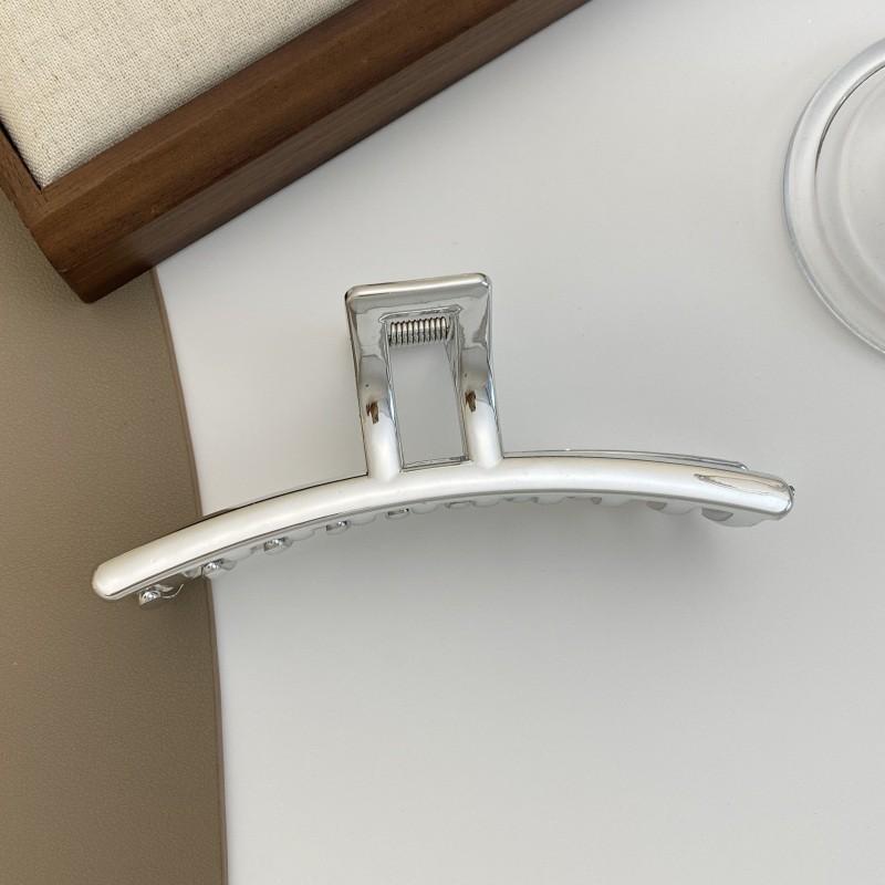 Silver Cold Wind Hair Clip Women High-end Hair Texture Shark Clip Simple Love Hair Accessories