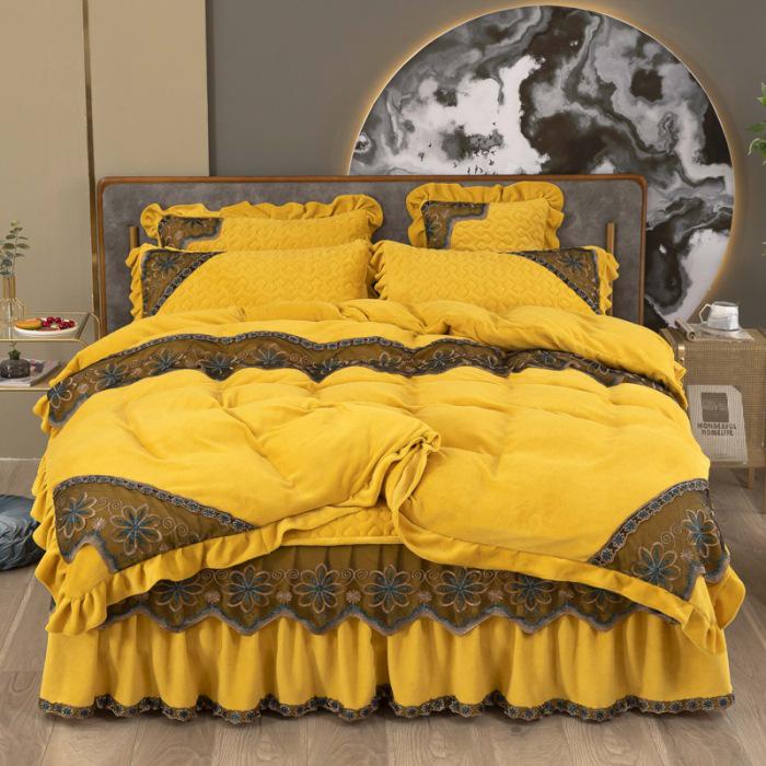220g Quilted Bed Skirt Set: Warm Milk Velvet with Lace Embroidery (Four Pieces)