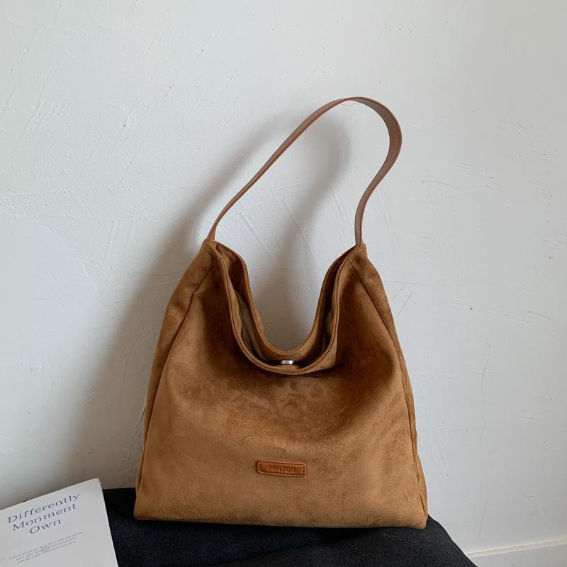 Retro Bag Women's Large Capacity 2025 New Autumn and Winter Versatile Simple Shoulder Bag Texture Commuter Tote Bag