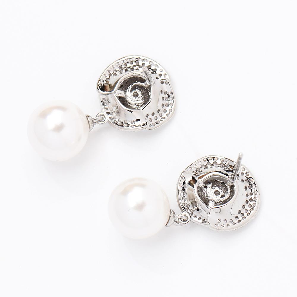 New product temperament: diamond-inlaid white rose stud earrings, simple and versatile, imitation pearl earrings, 925 silver needle earrings, earrings