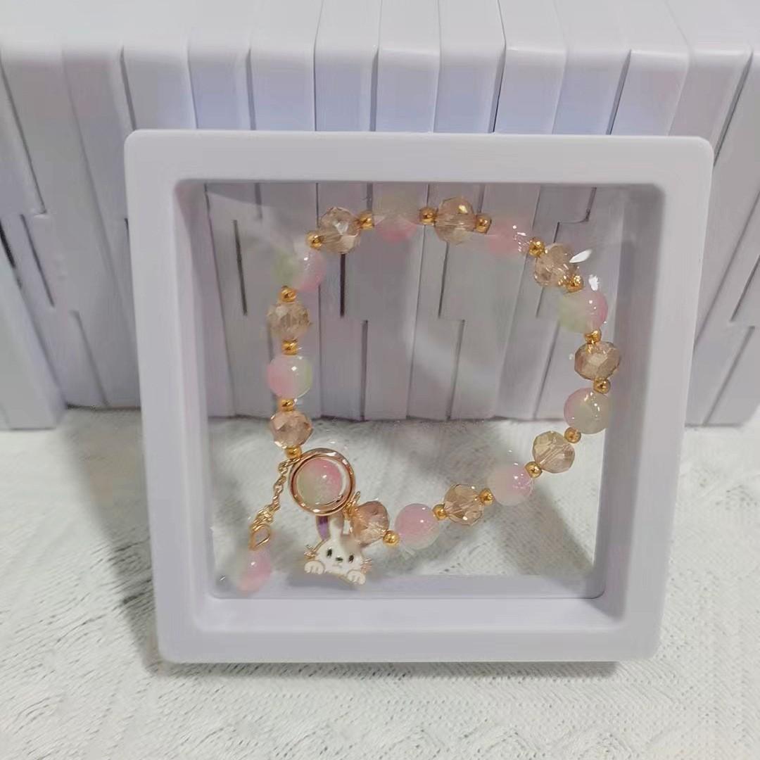 

Цветной браслет из свежих ледяных кристаллов. Bag