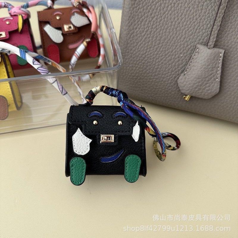 Mini Doll Airpod Earphone Cover Cross-border Explosion Bag Pendant Keychain Car Ornament