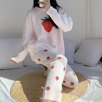 Strawberry Print Women's Pajama Set Winter Long Sleeve Coral Velvet Ladies Warm Sleepwear 2 Pcs with Pant Korea Style Pijama