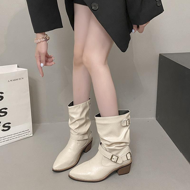 

Белые короткие ботинки на остром толстом каблуке женские 2025 новые ботинки Мартин в британском стиле с пряжкой на ремне темпераментные ботинки-чулки средней длины 40