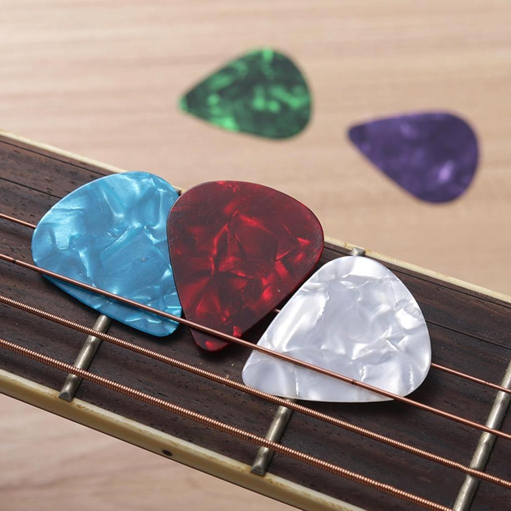 10 Pcs Colorful Love Heart Guitar Picks Plectrums Guitar Accessories Celluloid Guitar Picks 0.5 0.75 1.0 mm Thin Variety Natural Feel, Warm Tone for