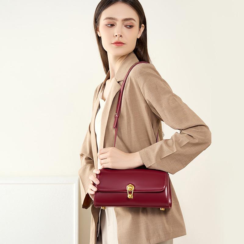 2025 Women's French Baguette Bag: Genuine Leather Crossbody Underarm Bag for Spring/Summer