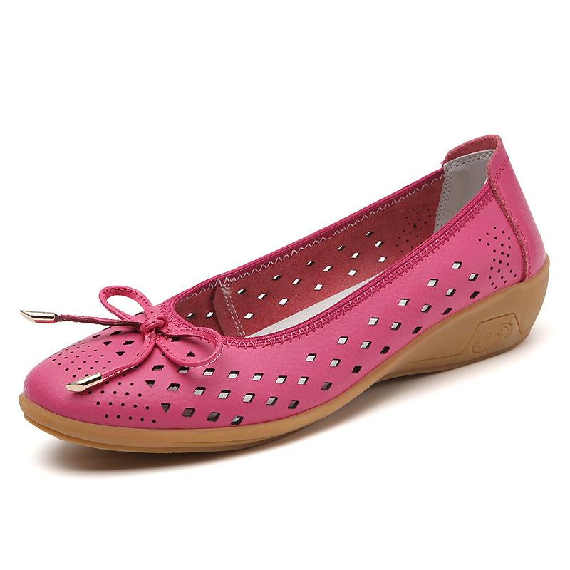 Móda Comemore Letní nazouvací baleríny Dírkované Pohodlné Dámské boty Kůže Měkká podrážka Klínky Ležérní Jednobarevné Dámské Jednoduché boty