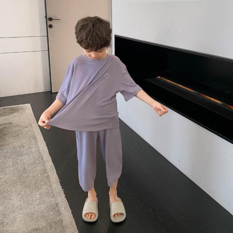 

Summer Minimalist Boy Home Clothes Solid Color Loose and Comfortable Lightweight Sleepwear Casual Two-piece Set for Kids 160cm фіолетовий